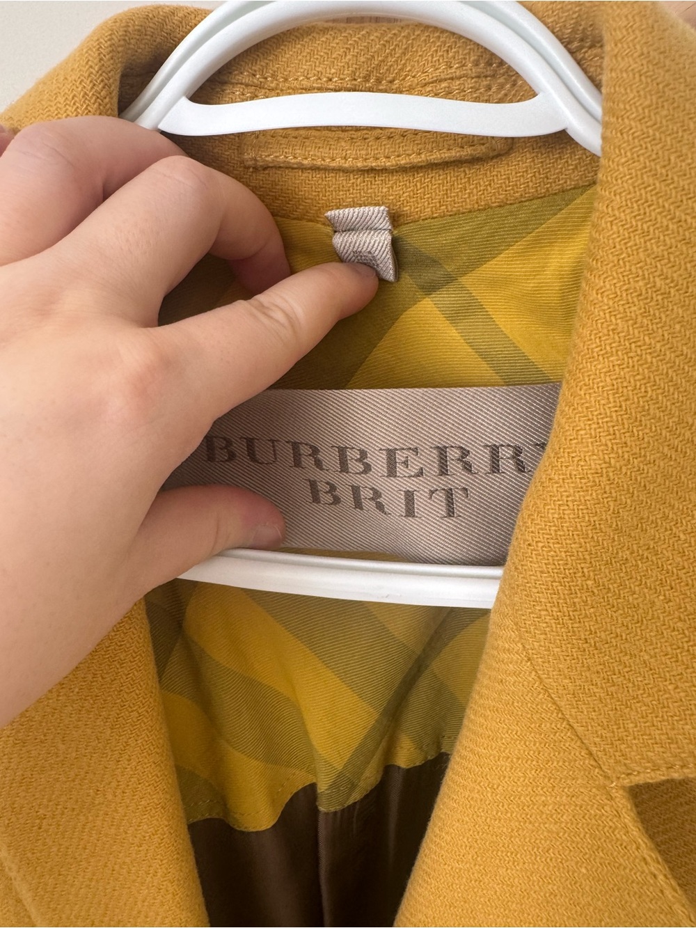 Burberry Women Mustard Wool Blend Single-Breasted Coat - Picture 4 of 6